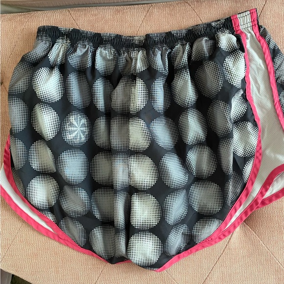 Pink and gray circle design Nike Running Shorts - Picture 2 of 2